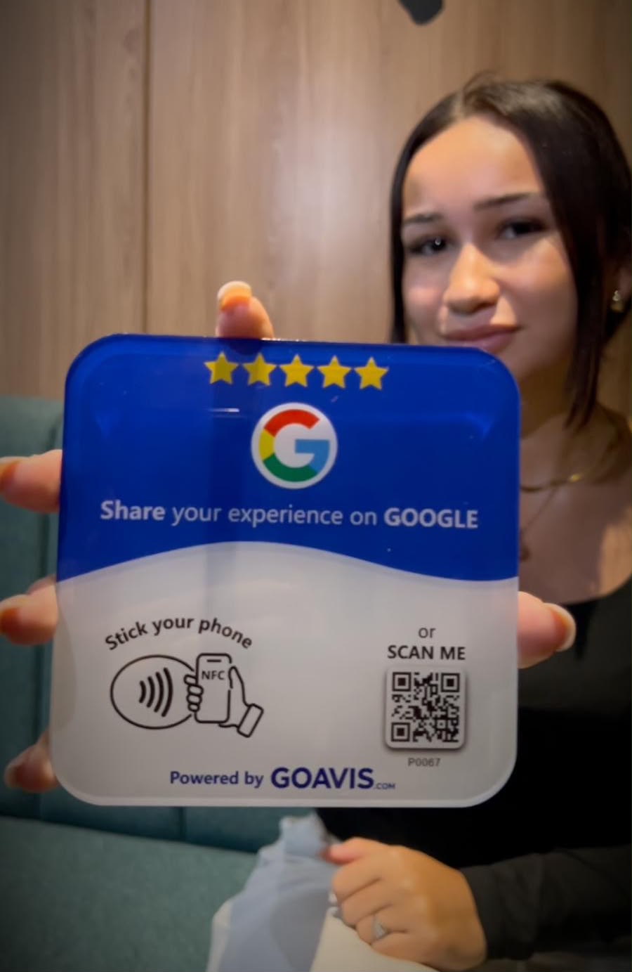 Boutique de mode — Plaque GoAvis installée